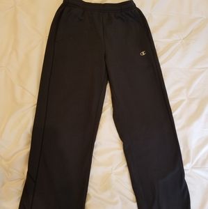 4 Pair of men's athletic pants
